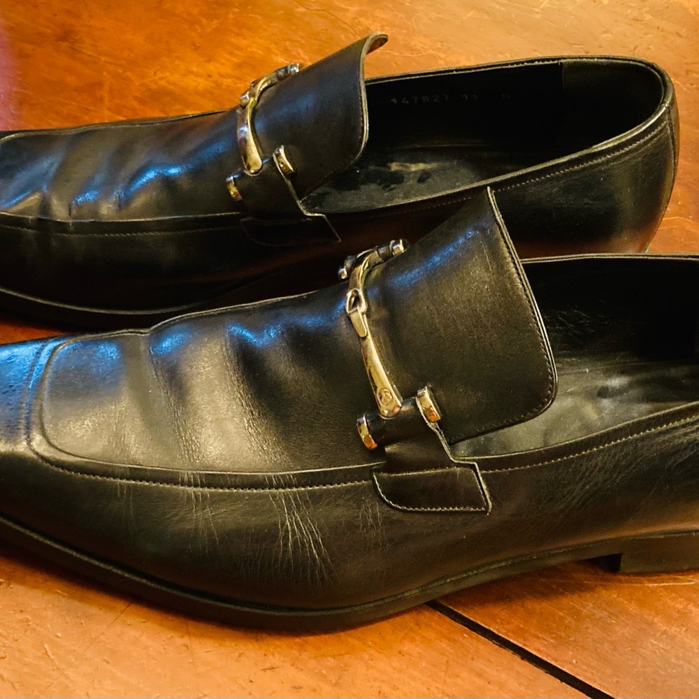 Classic Italian Gucci gloss black leather silver horse bit square toe loafers - Picture 2 of 11